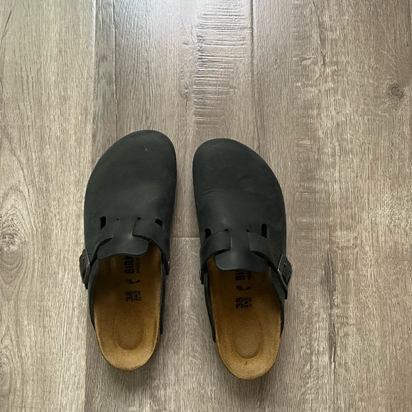 Boston Clogs - Picture 9 of 10